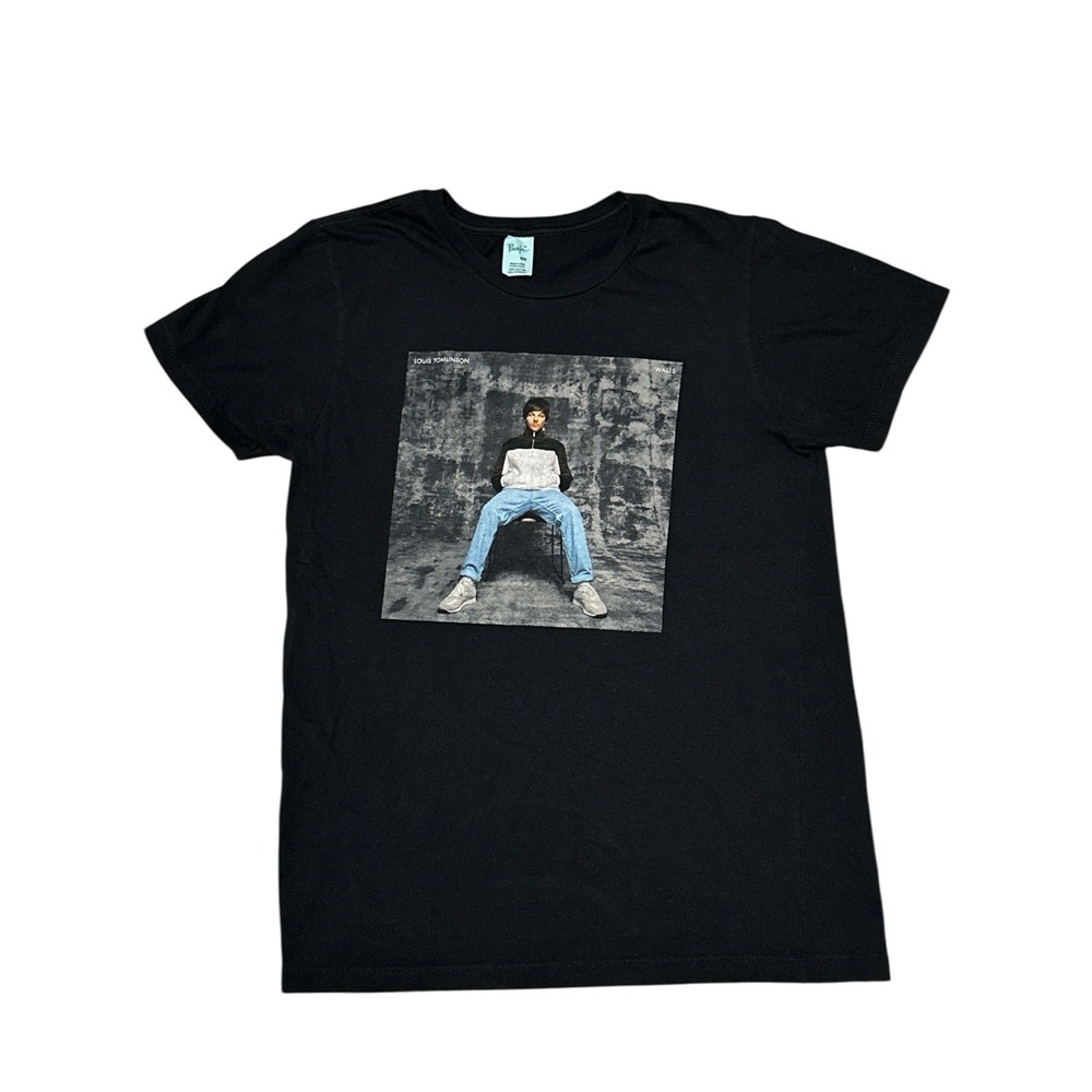Louis Tomlinson Walls Album Cover Graphic Pacific T-Shirt Size M 100% Cotton